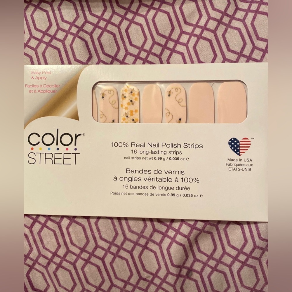 ColorStreet NailPolish Strips “Bee You”